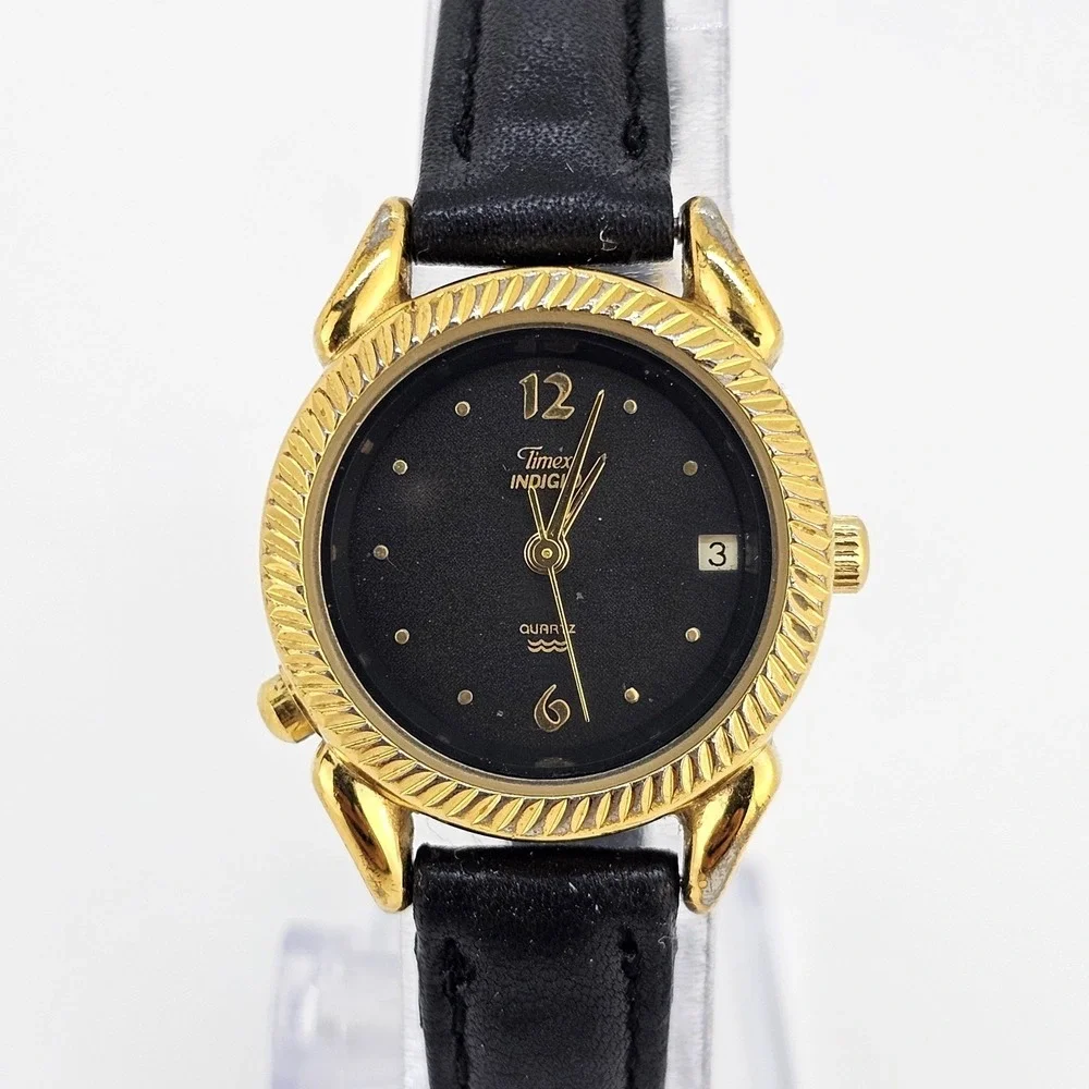 VTG Timex Watch Women Fluted Bezel 25MM Black Dial Date Leather Bands NEWBattery
